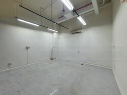 Yuying Secondary School (D19), Shop House #484748241